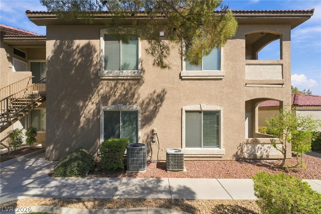 Photo 31 of 34, 2305 W Horizon Ridge Parkway #211