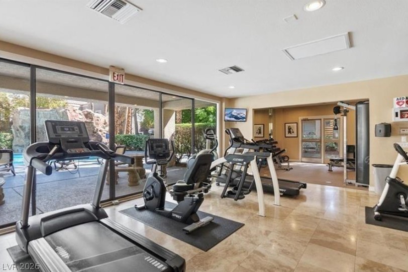 Photo 32 of 33, 5042 S Rainbow Boulevard #101
