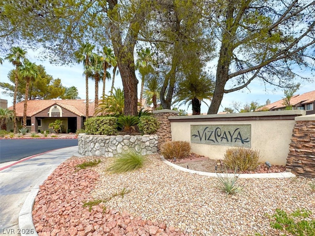 Photo 28 of 33, 5042 S Rainbow Boulevard #101