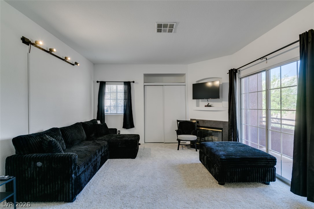 Photo 6 of 40, 4730 E Craig Road #1166
