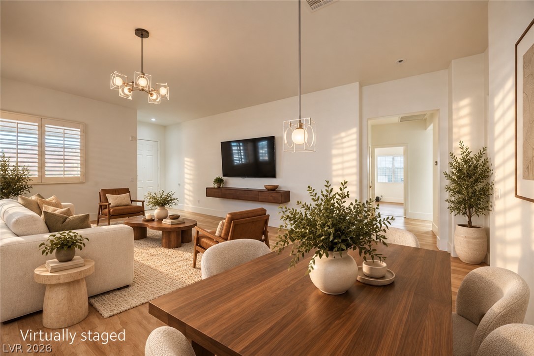 Photo 4 of 601 Bear Grass Street