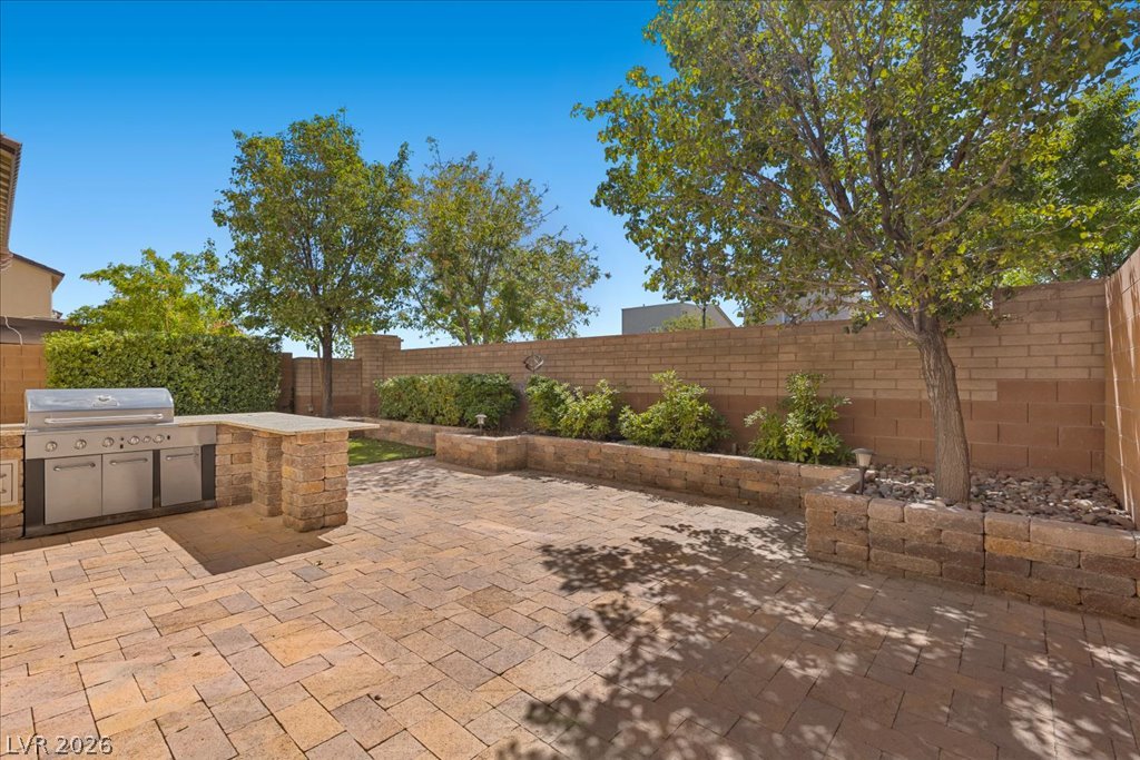 Photo 17 of 42, 10833 Whipple Crest Avenue