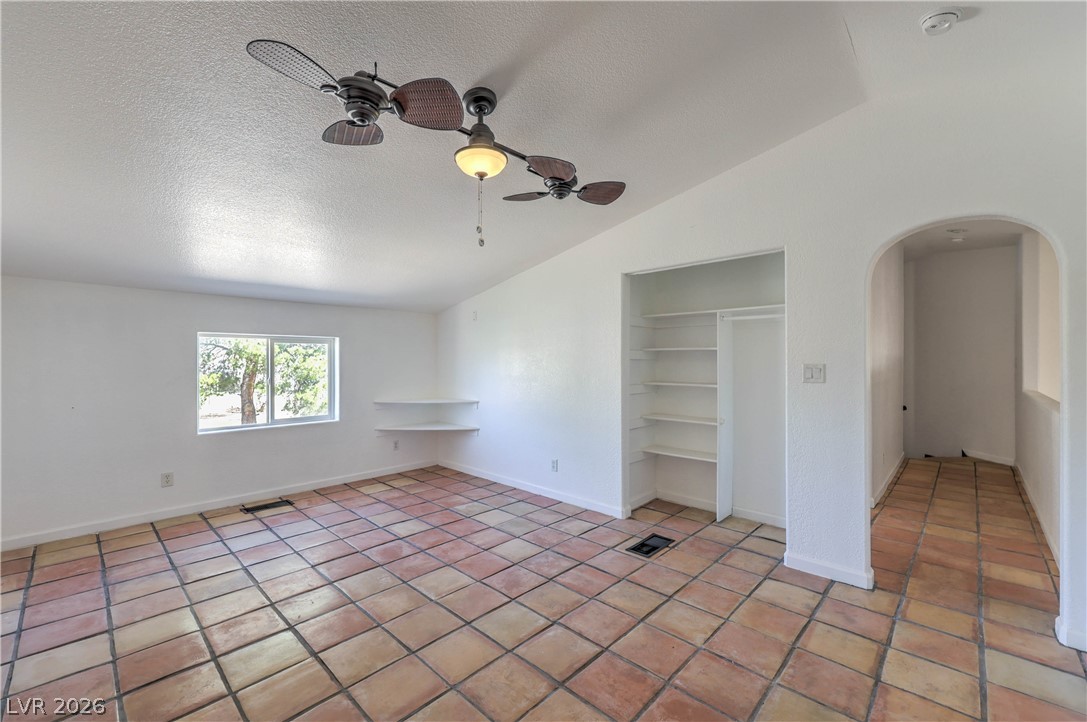Photo 42 of 63, 3195 Heyer Street