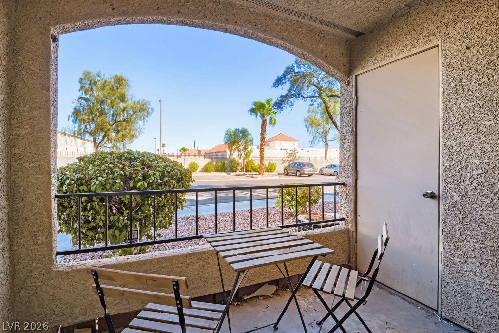Photo 4 of 7885 W Flamingo Road #1003