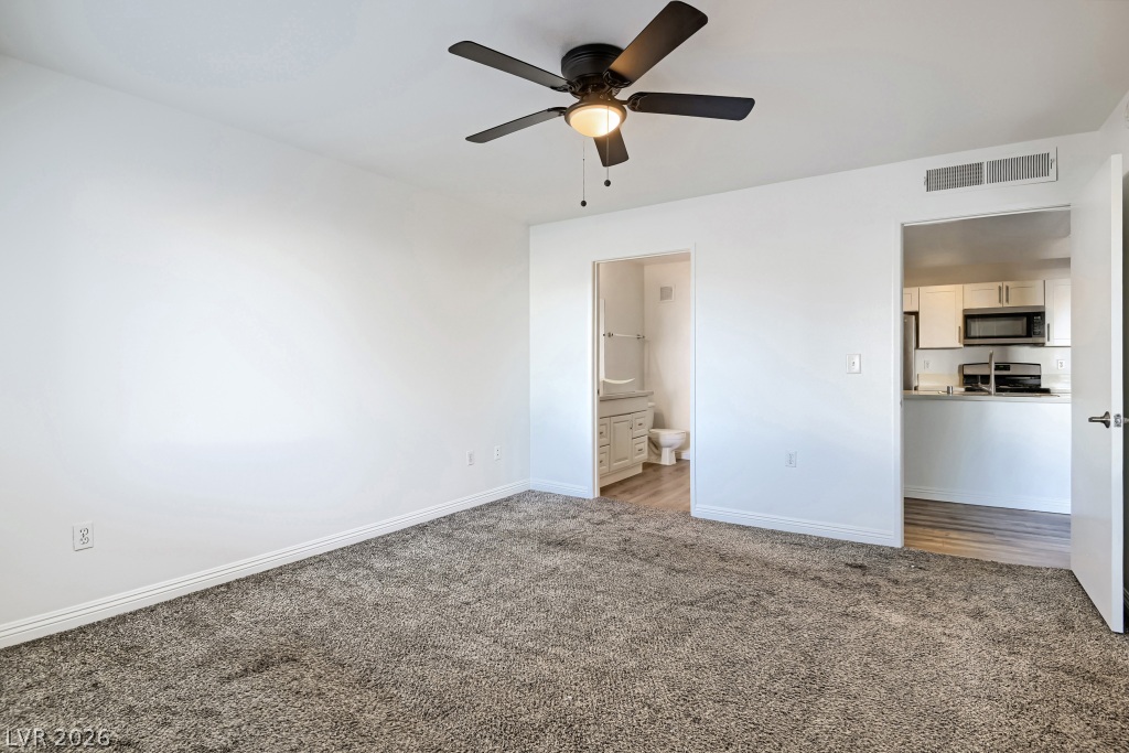 Photo 17 of 26, 7885 W Flamingo Road #1003