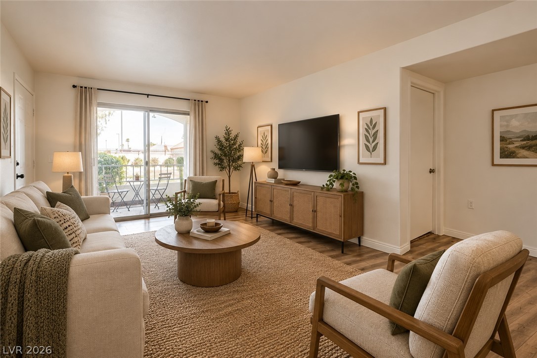 Photo 7 of 26, 7885 W Flamingo Road #1003