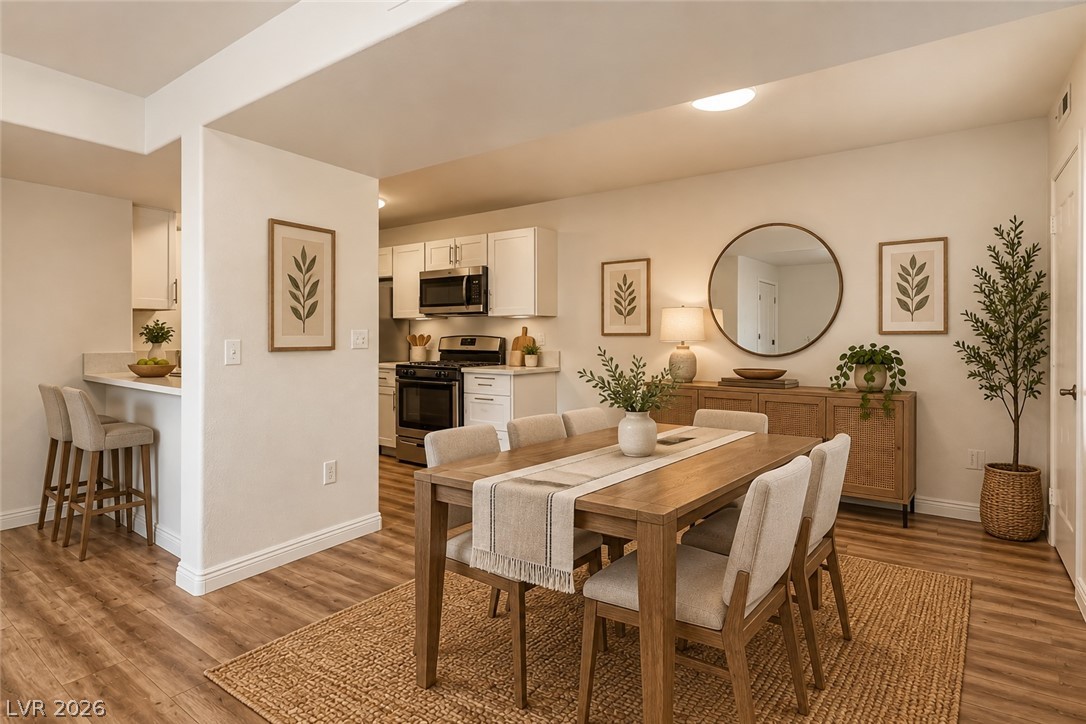 Photo 11 of 26, 7885 W Flamingo Road #1003