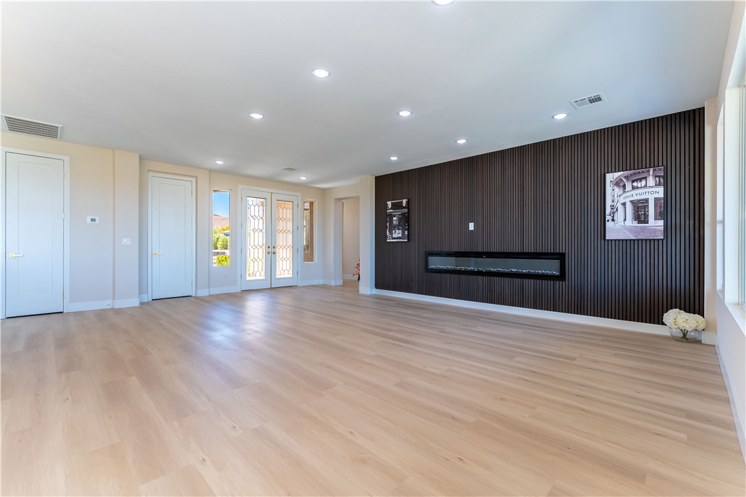 Photo 8 of 28, 10584 Abisso Drive