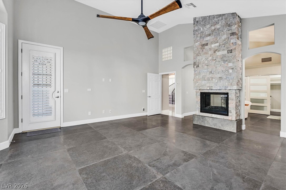 Photo 18 of 48, 2077 Jupiter Hills Lane