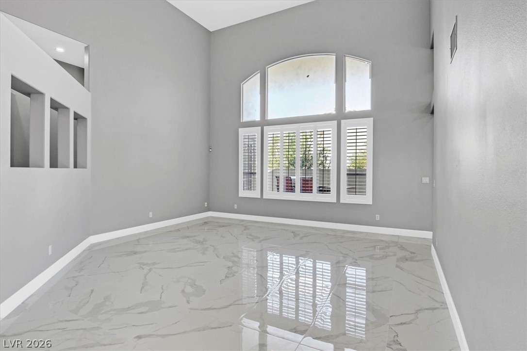 Photo 4 of 2077 Jupiter Hills Lane