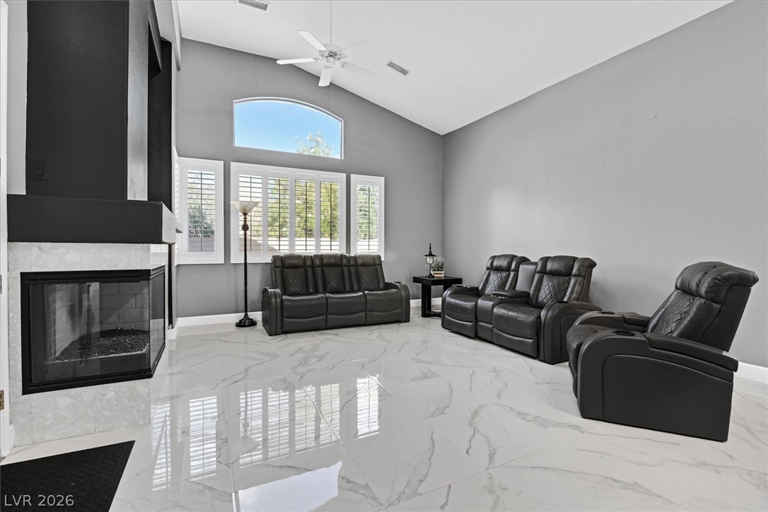 Photo 6 of 48, 2077 Jupiter Hills Lane