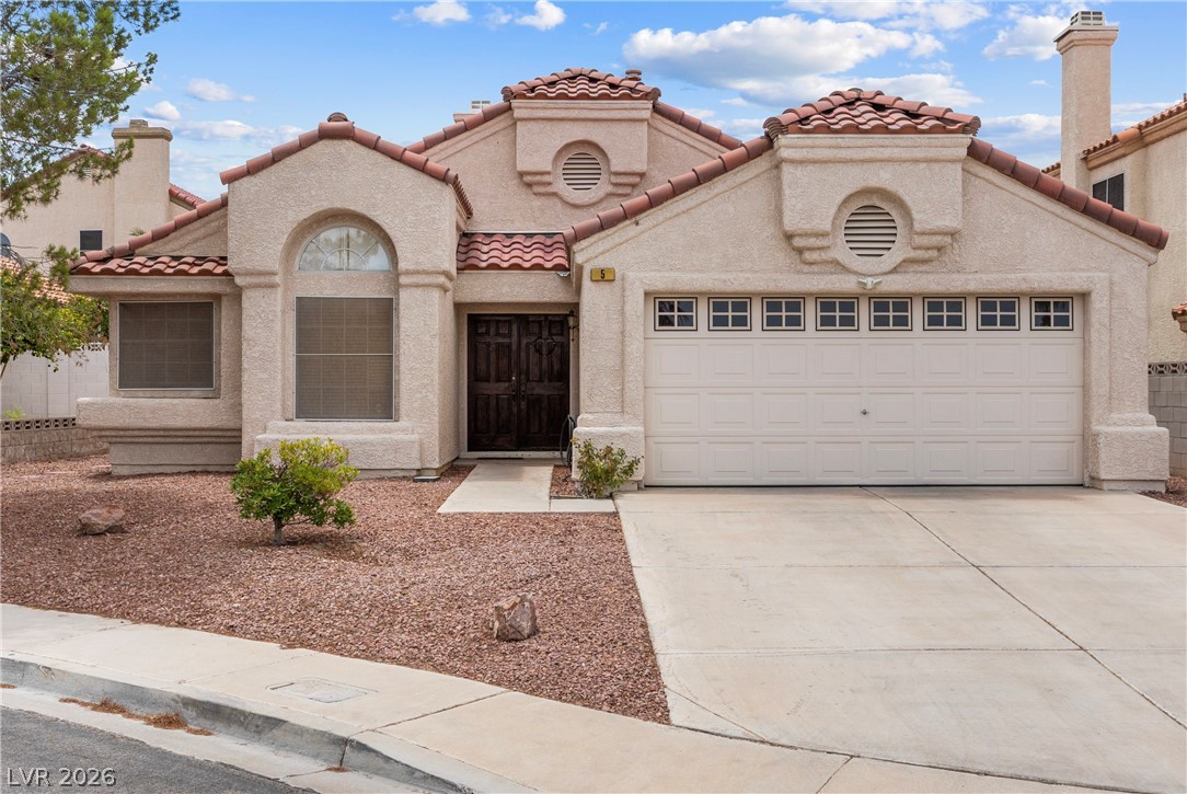 5 Barton Spring Circle, Henderson