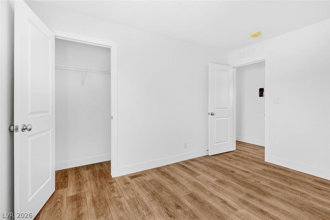 Photo 11 of 18, 2258 Toiyabe Street