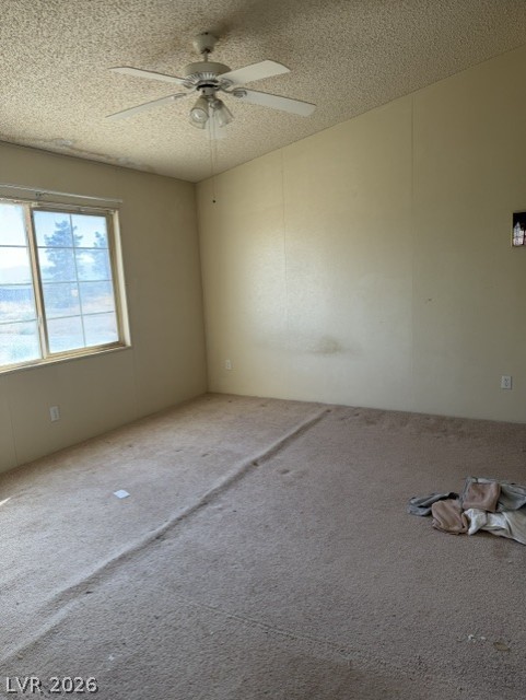 Photo 3 of 4560 Savoy Boulevard