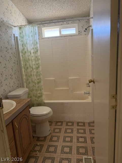 Photo 4 of 4560 Savoy Boulevard