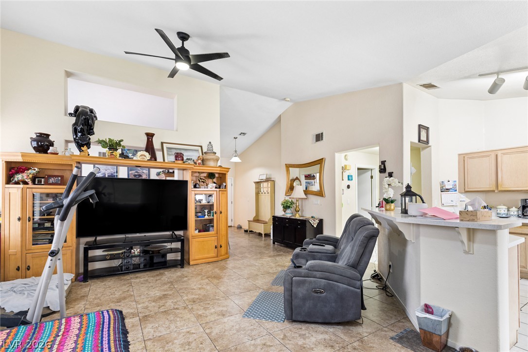 Photo 4 of 1747 Ashburn Drive