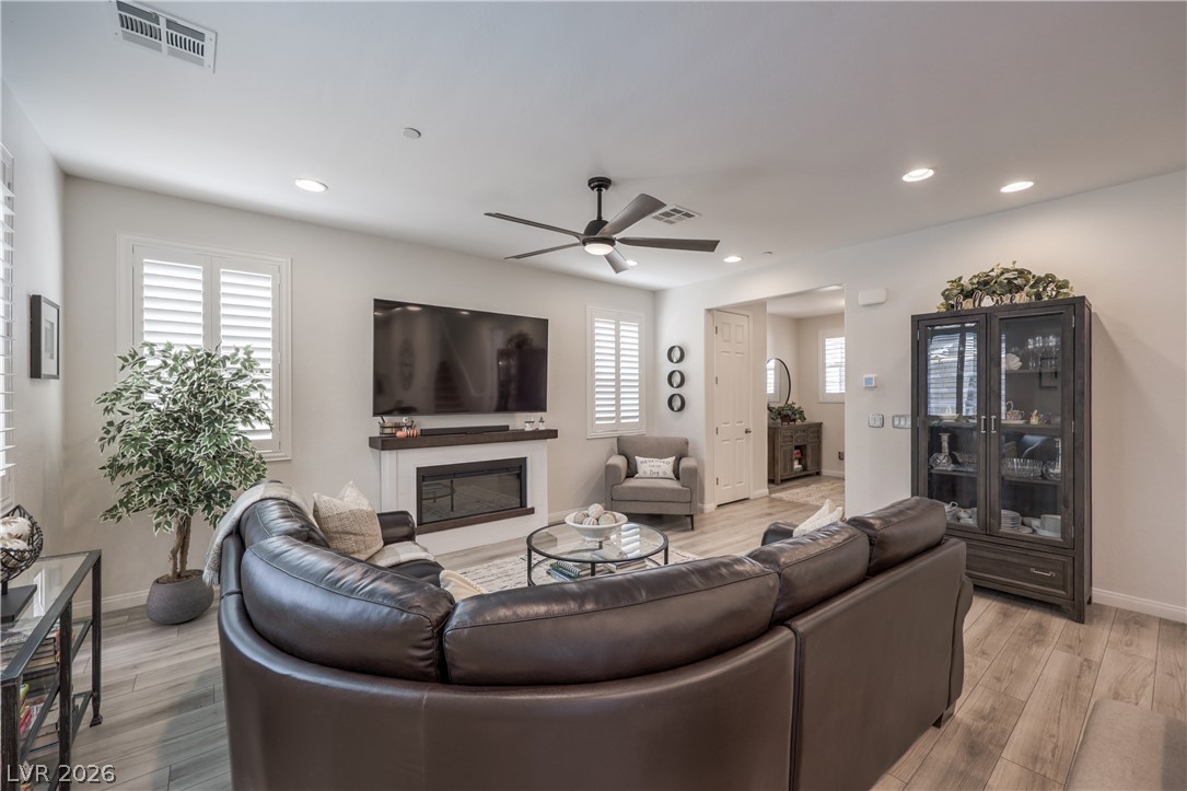 Photo 9 of 48, 358 Mezzaforte Street
