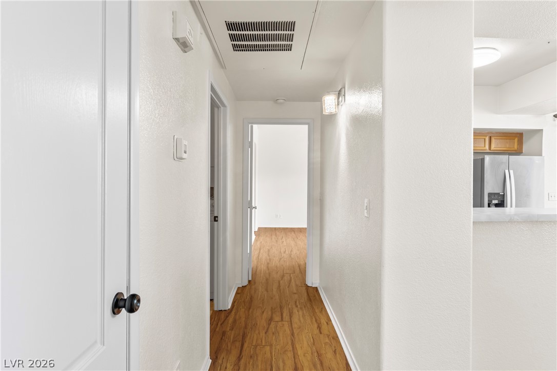 Photo 14 of 40, 1501 Truett Street #203