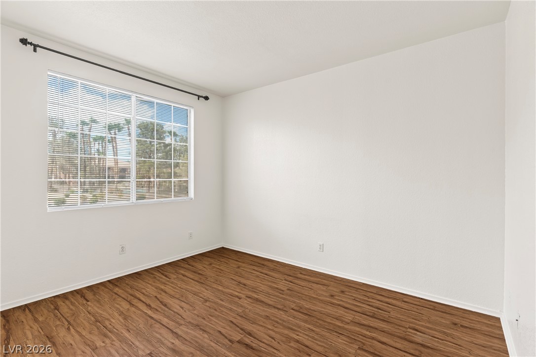 Photo 15 of 40, 1501 Truett Street #203