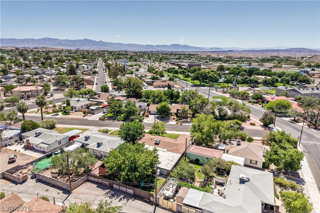 Photo 44 of 48, 712 Aztec Place