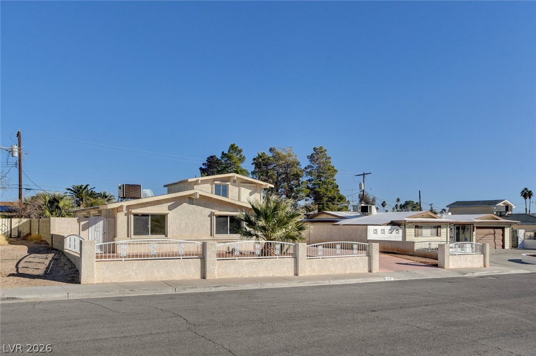Photo 42 of 44, 3358 HORIZON Street