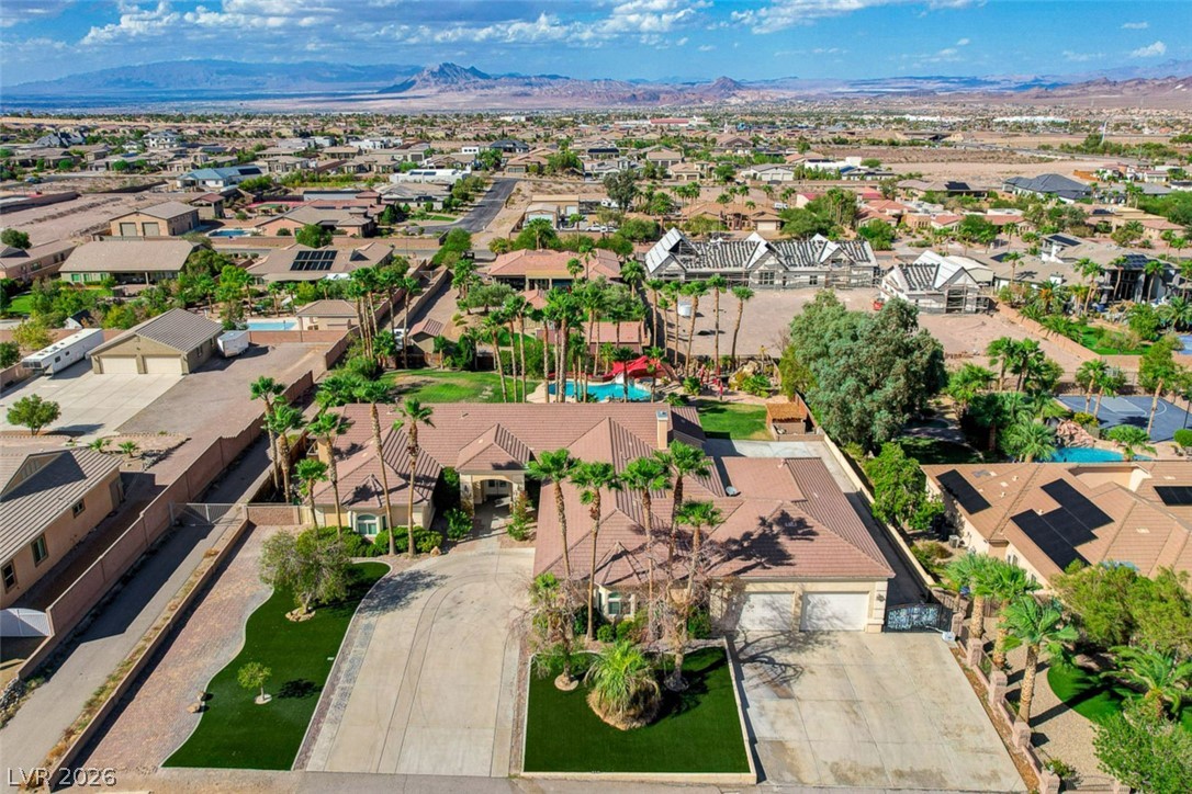 Photo 2 of 410 E Paradise Hills Drive