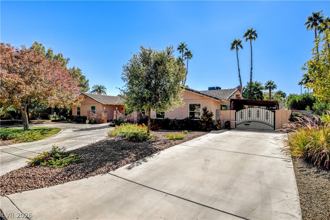Photo 13 of 74, 3753 Meadowcrest Drive
