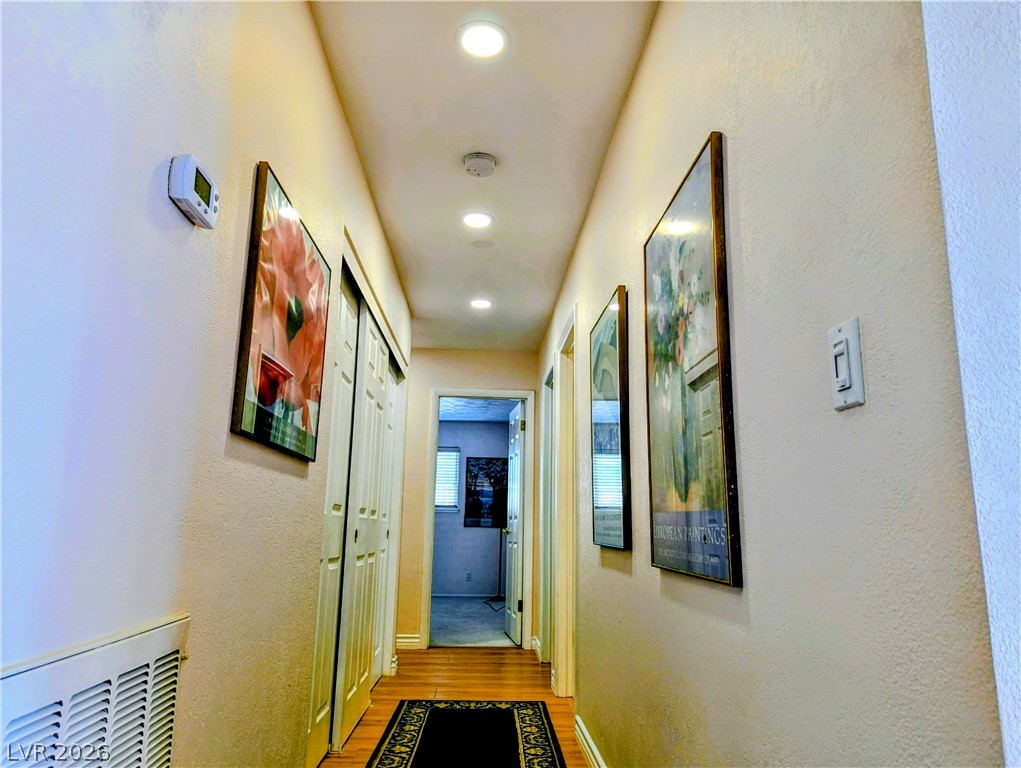 Photo 36 of 74, 3753 Meadowcrest Drive
