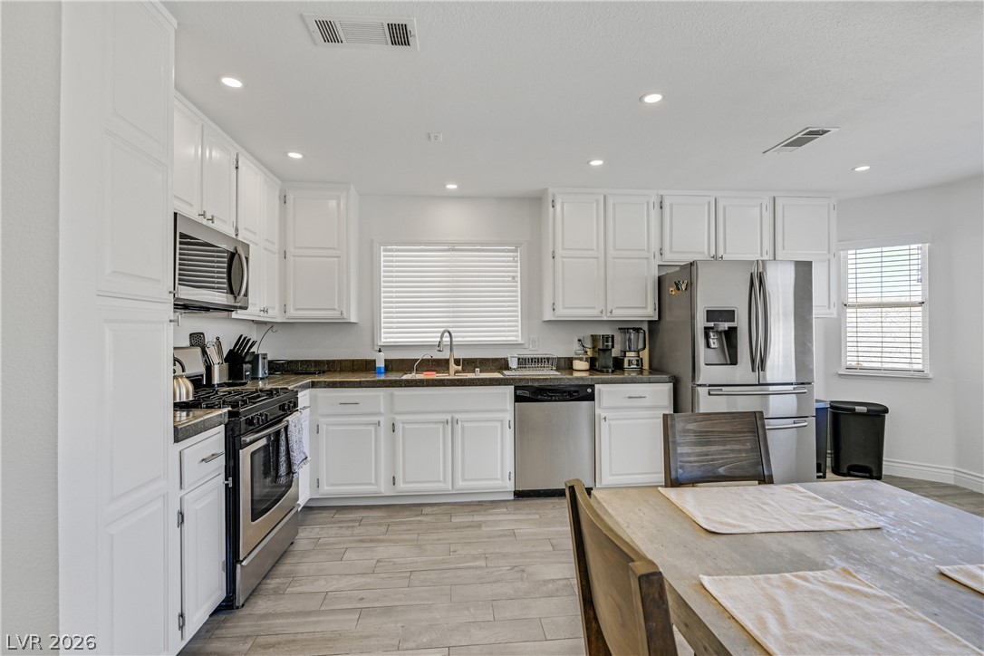 Photo 4 of 1828 Escondido Terrace