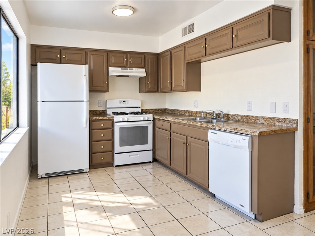 Photo 2 of 3501 Mercury Street #B