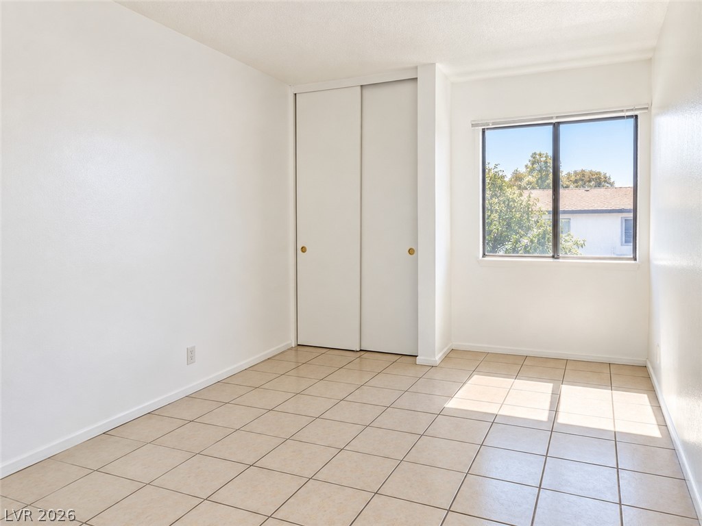 Photo 6 of 11, 3501 Mercury Street #B