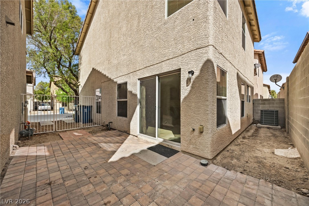 Photo 4 of 1194 Golden Apple Street