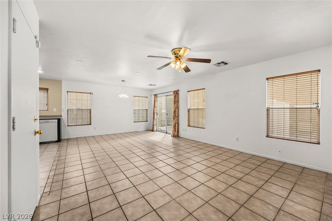 Photo 5 of 1194 Golden Apple Street