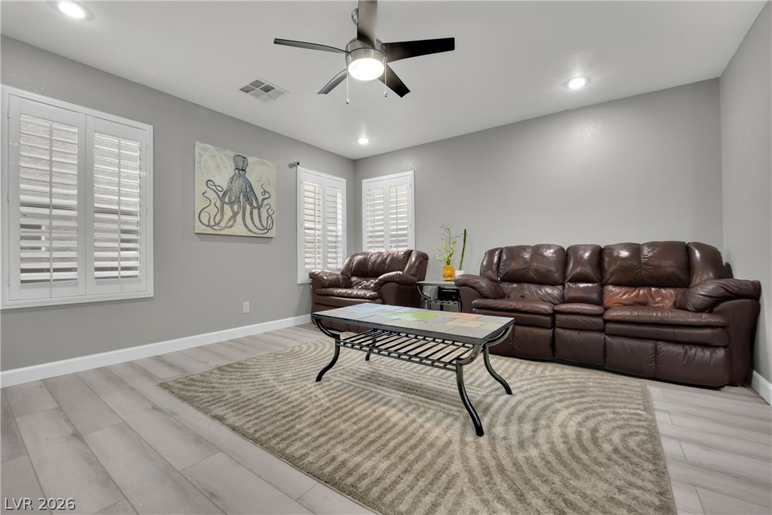 Photo 6 of 33, 9160 Badby Avenue