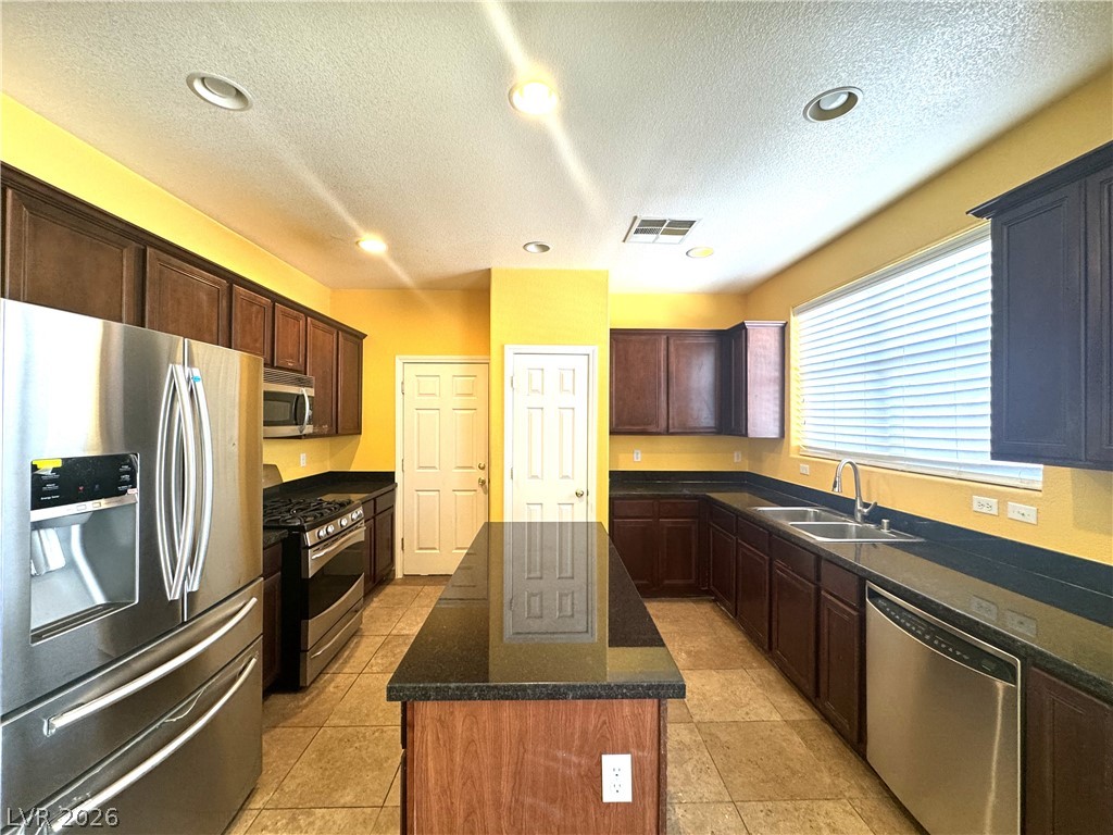 Photo 4 of 8986 Ellenbrook Street