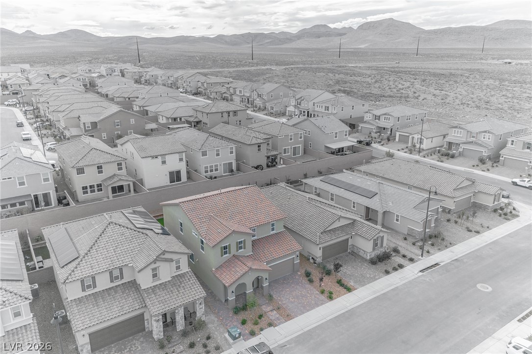 Photo 2 of 3765 Osiris Avenue