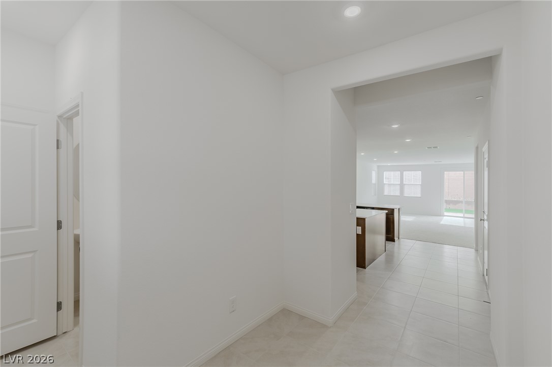 Photo 12 of 53, 3765 Osiris Avenue