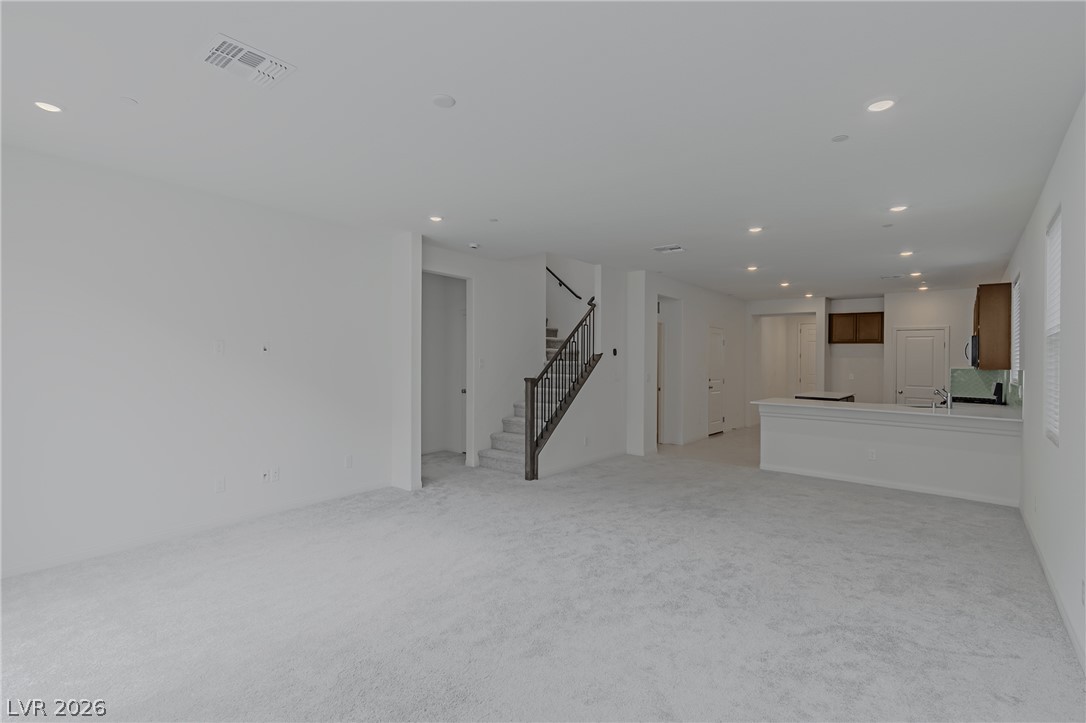 Photo 17 of 53, 3765 Osiris Avenue