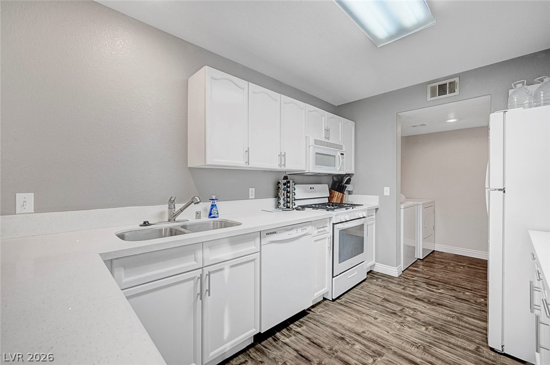 Photo 10 of 27, 9624 Gunsmith Drive