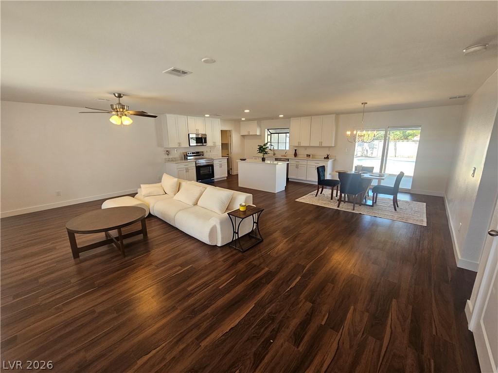 Photo 3 of 1580 Quarter Horse Drive