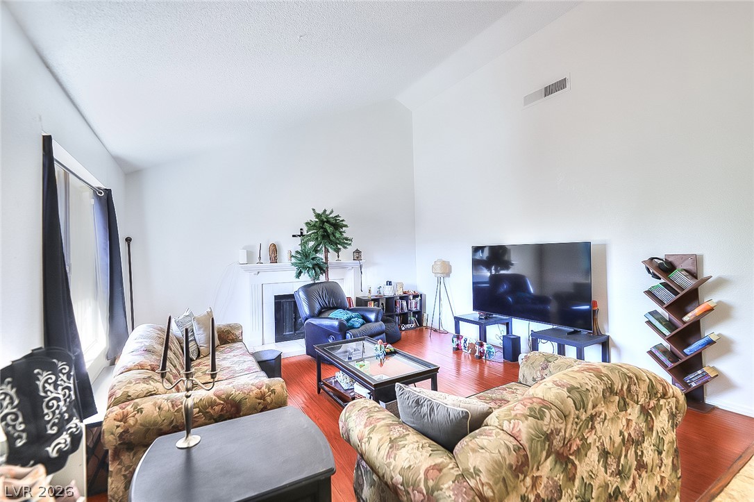 Photo 5 of 6146 Cedarwood Avenue