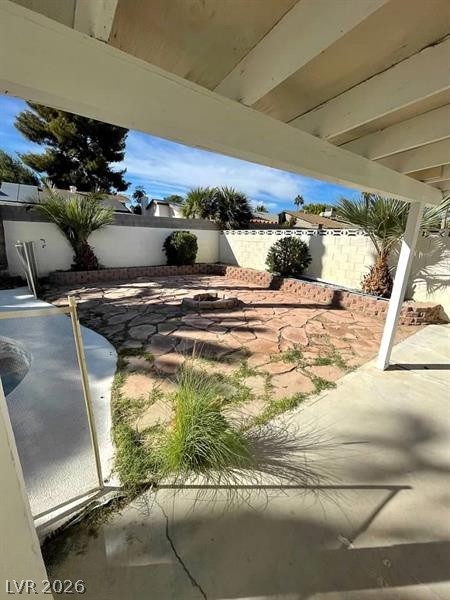 Photo 3 of 5243 Sunnywood Drive
