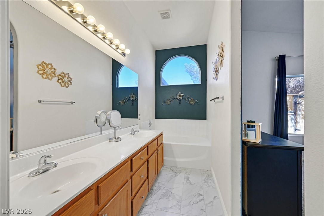 Photo 20 of 27, 712 Maccabe Avenue