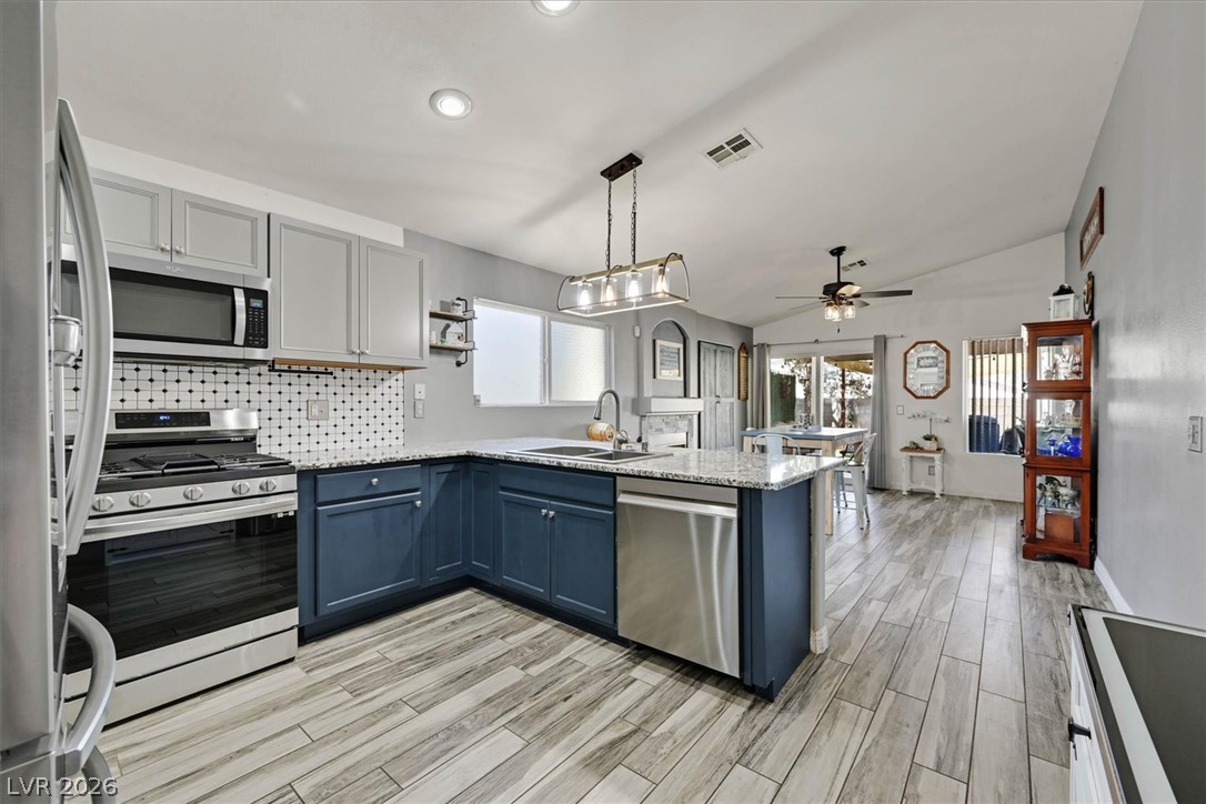 Photo 7 of 27, 712 Maccabe Avenue
