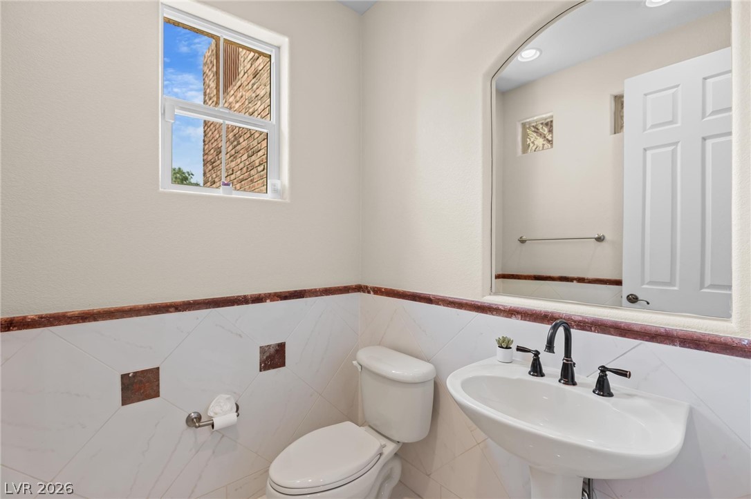 Photo 12 of 61, 2982 Hammerwood Drive