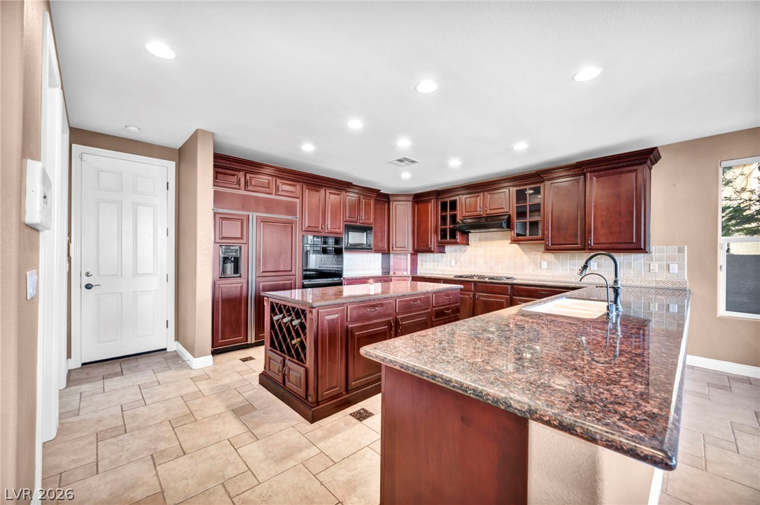 Photo 18 of 61, 2982 Hammerwood Drive