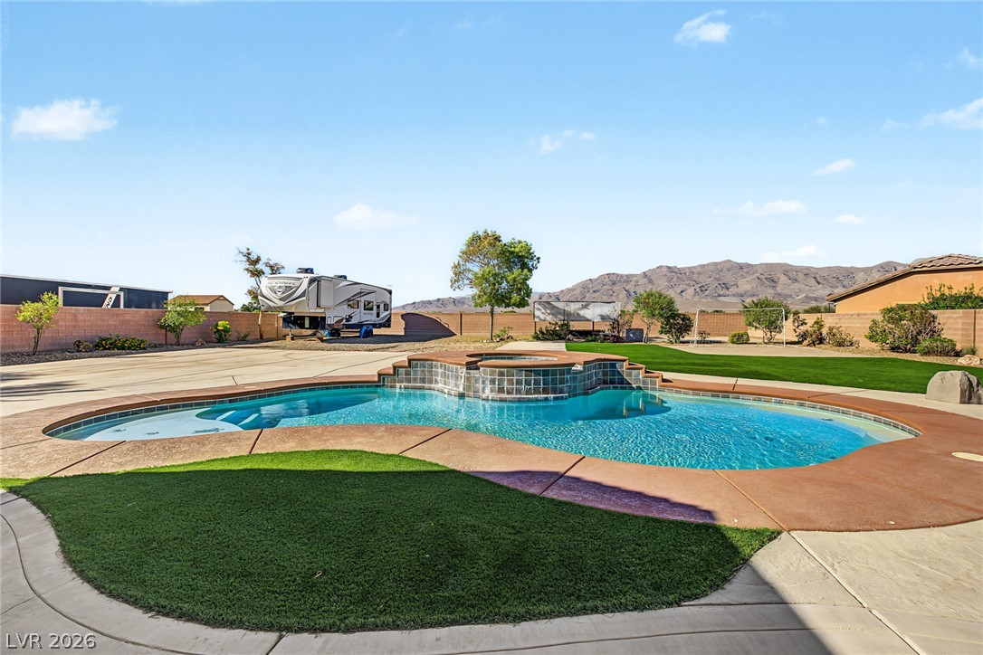 5528 Ambrosia Stream Avenue, Las Vegas 89131