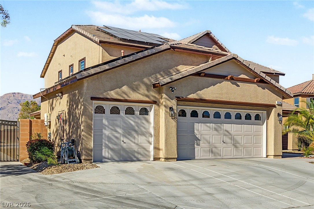 Photo 10 of 76, 5528 Ambrosia Stream Avenue