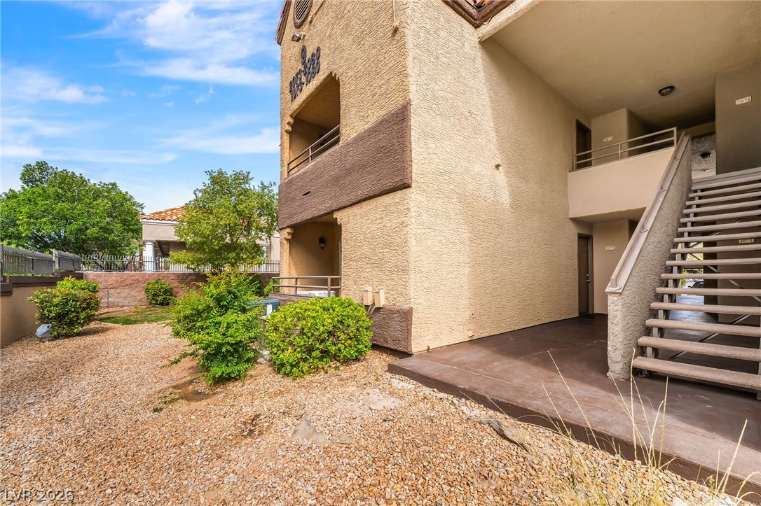 Photo 25 of 28, 2200 S Fort Apache Road #2073