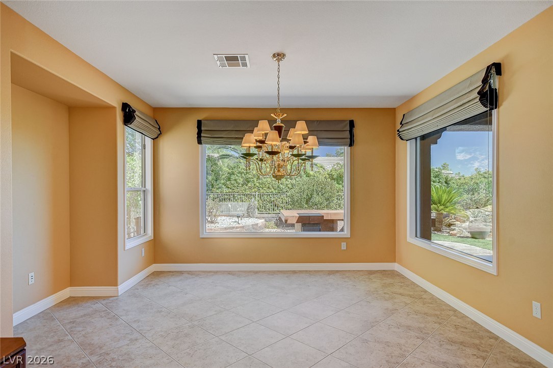 Photo 10 of 64, 4648 Riva De Romanza Street